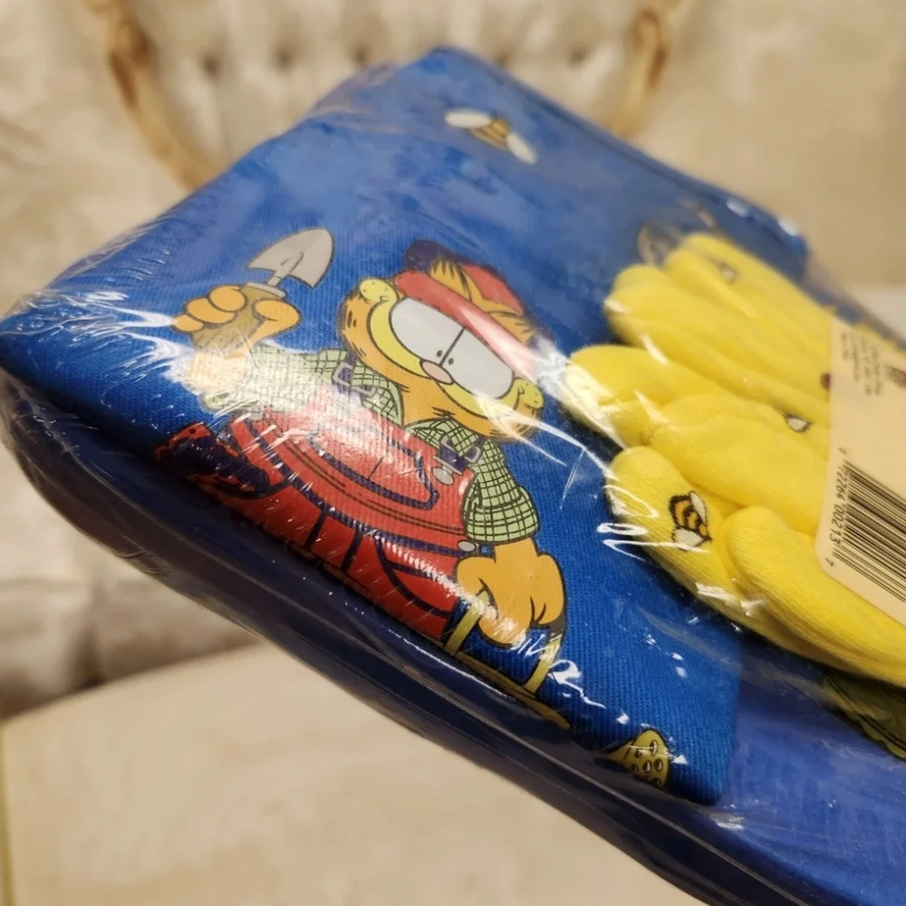 Vintage Garfield 25 Year Anniversary Gardening set Gloves Kneeling Pad Pouch